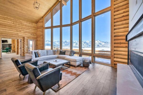 Luxe Mountain Cabin with Spa, 6 Mi to Park City!
